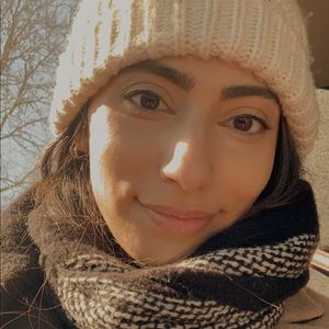 Meet your Posher, Nora